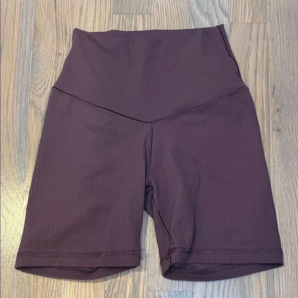 Women's High-Waisted dark purple biker shorts